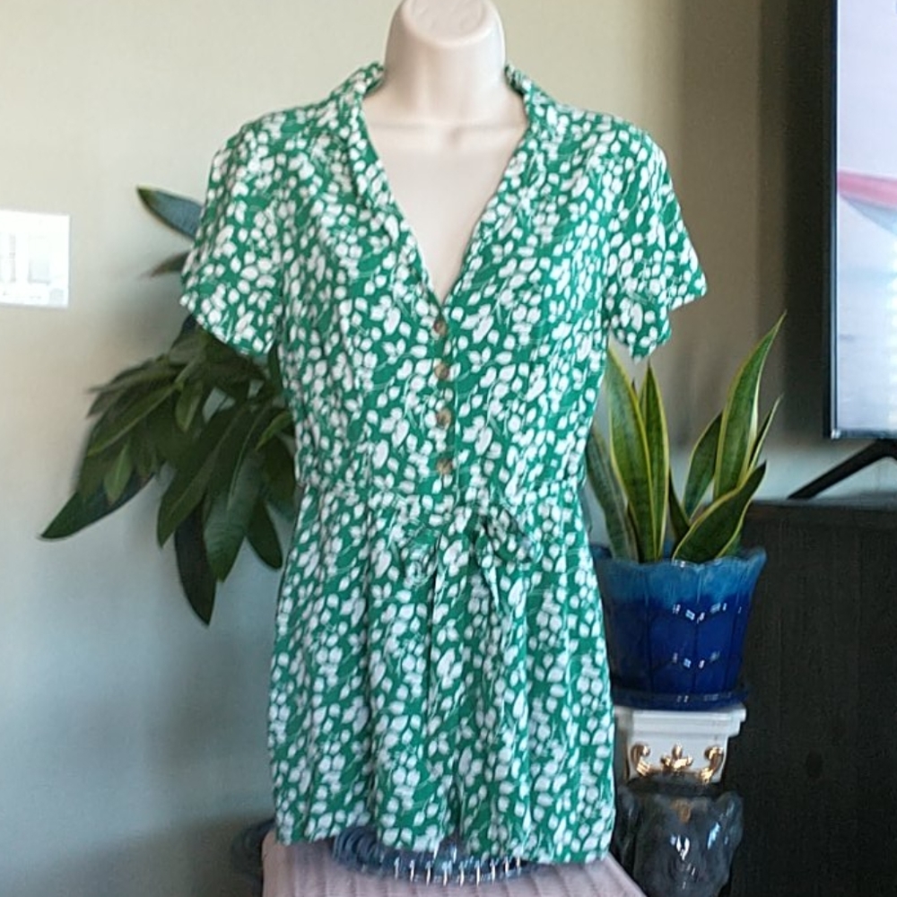 Abercrombie & Fitch Green and White Floral Short-Sleeve Romper